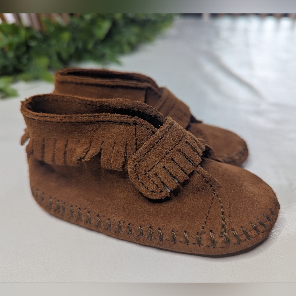 Minnetonka Baby Leather  Moccasins